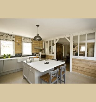 Cuisine - meuble en ilot central