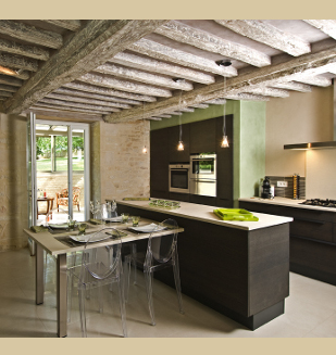 Cuisine Integra - mur de colonnes avec fours encastrés